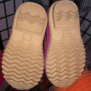 New Gap insulated toddler girl boots size 5T/6T